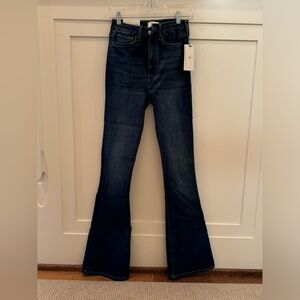 7 For all Mankind Ultra High Rise Skinny Boot Jeans - Size 27